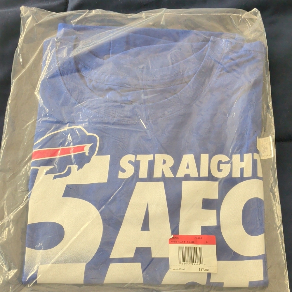 Blue Graphic Tee with Buffalo Logo - STRAIGHT 5 AEG Print